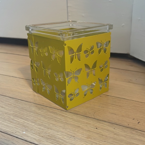 Butterfly Votive Holder 🦋 - Picture 3 of 6
